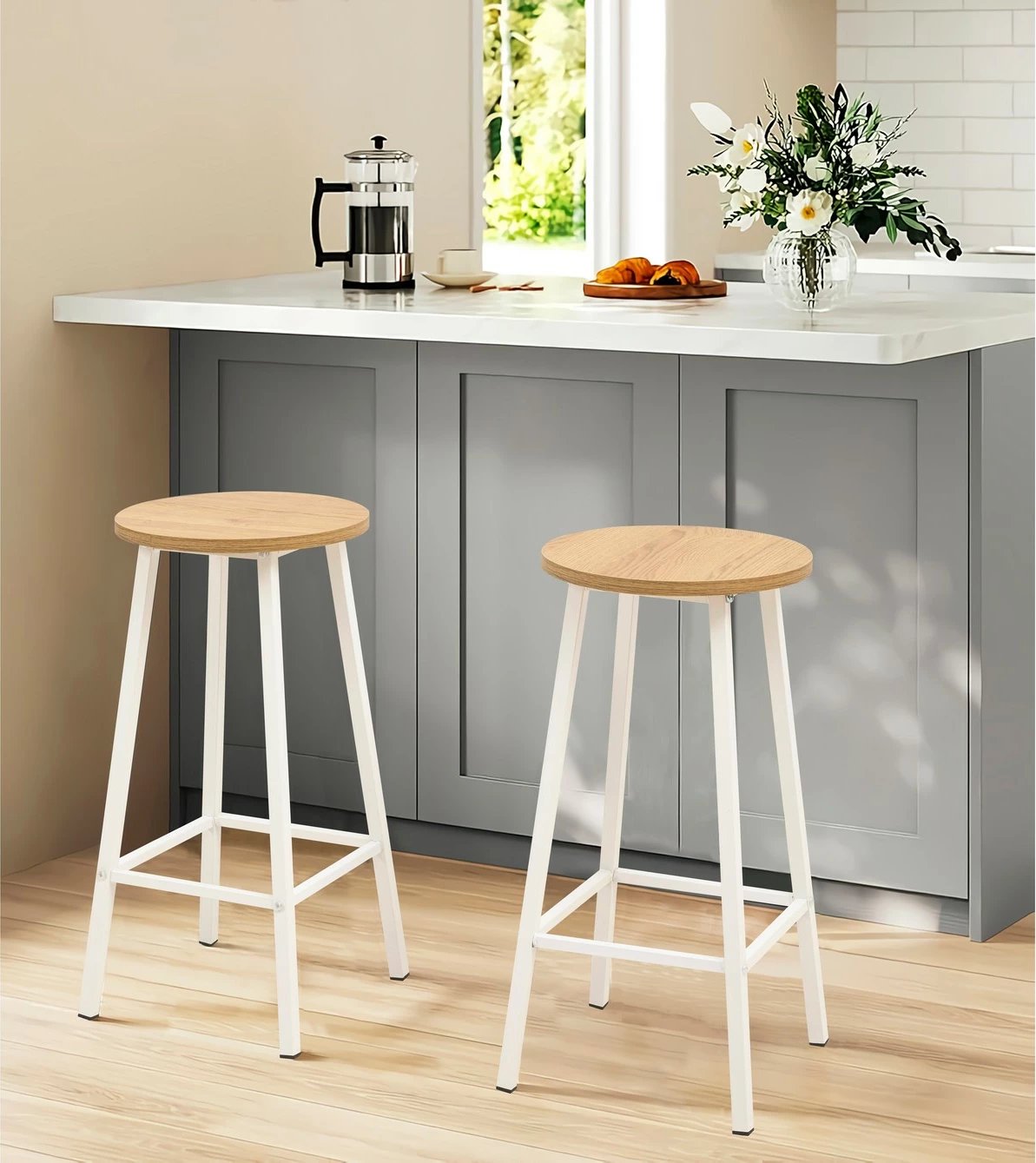 Karrige për bar Hanah Home, Mora - Karina, e bardhë