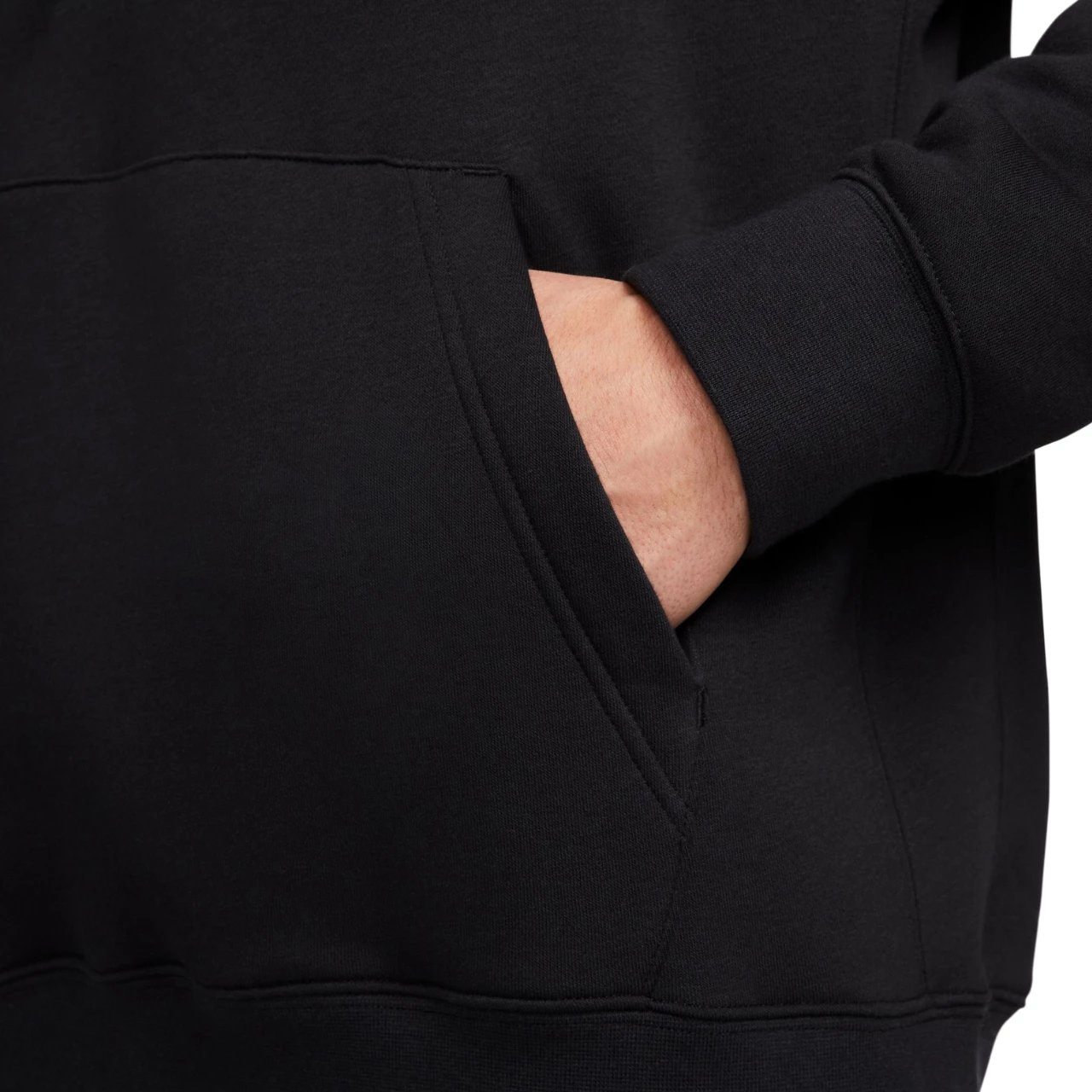 Duks për meshkuj Nike, i zi