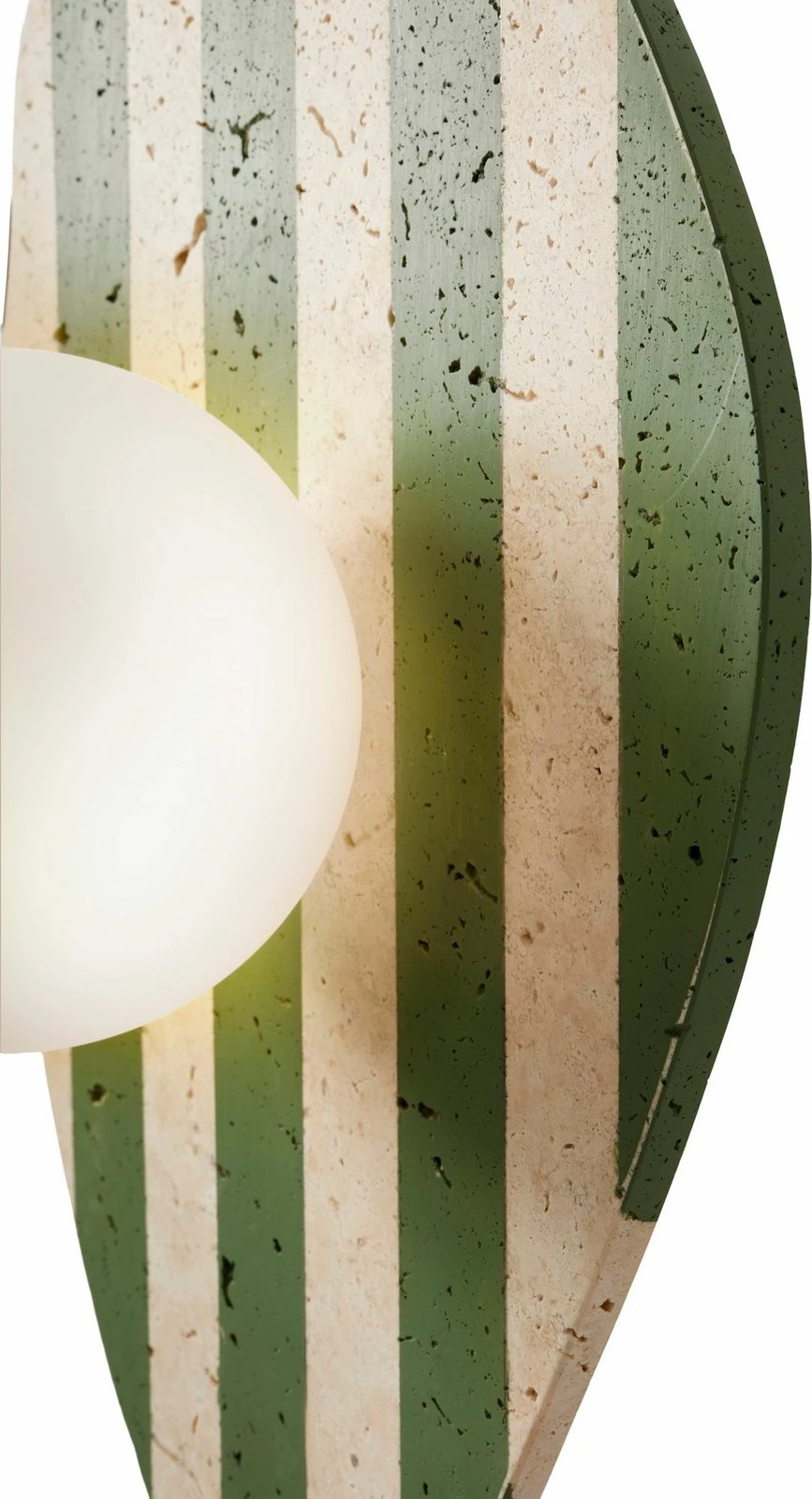 Llambë muri Opviq, Traver