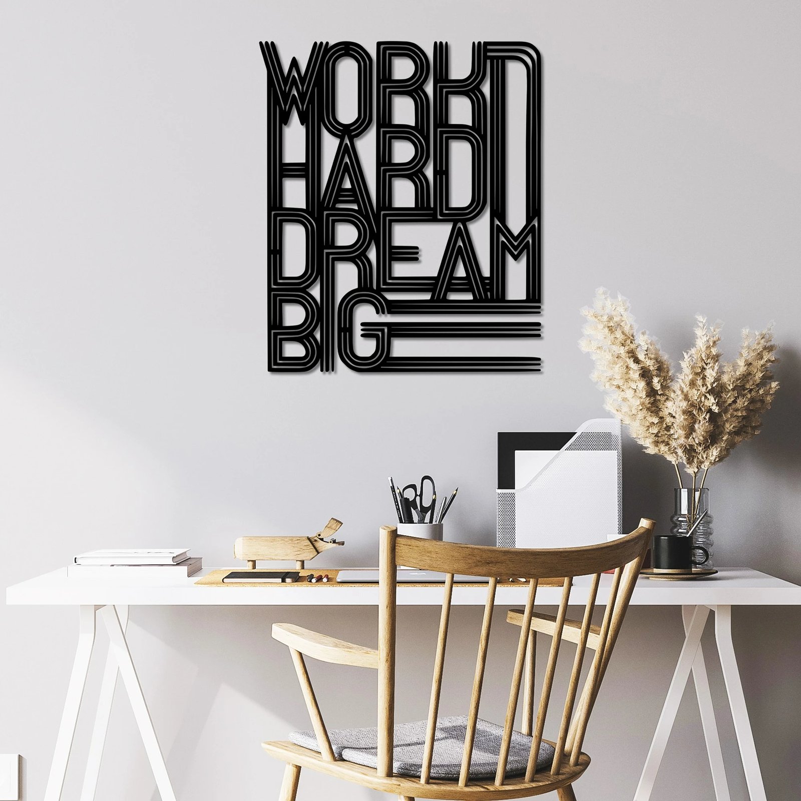 Aksesor dekorativ metalik për mur, Work Hard Dream Big, ngjyrë e zezë, 46x55cm