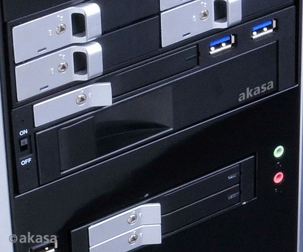 Kasë Akasa për HDD, USB 3.0, e zezë