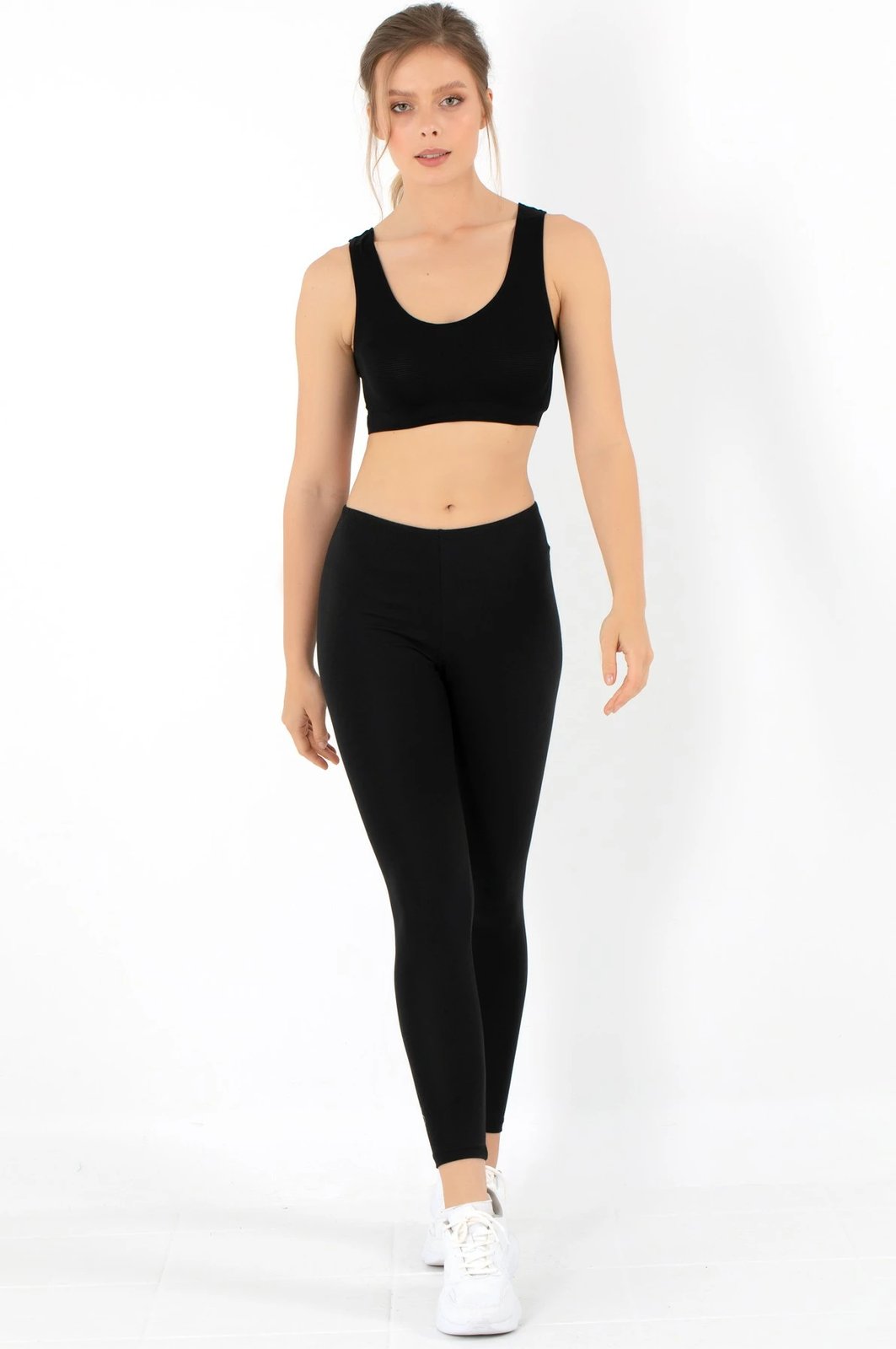 Tuta të zeza Jumeon, 230-000395