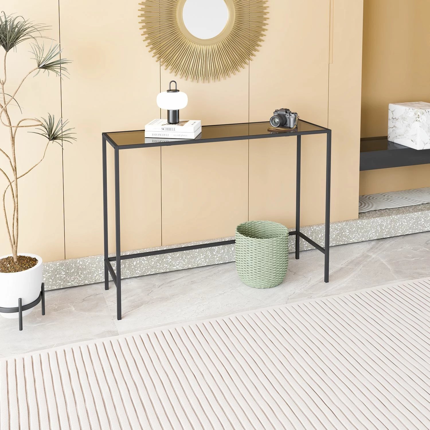 Komodë Hanah Home, xham i tymosur, e zezë, fume