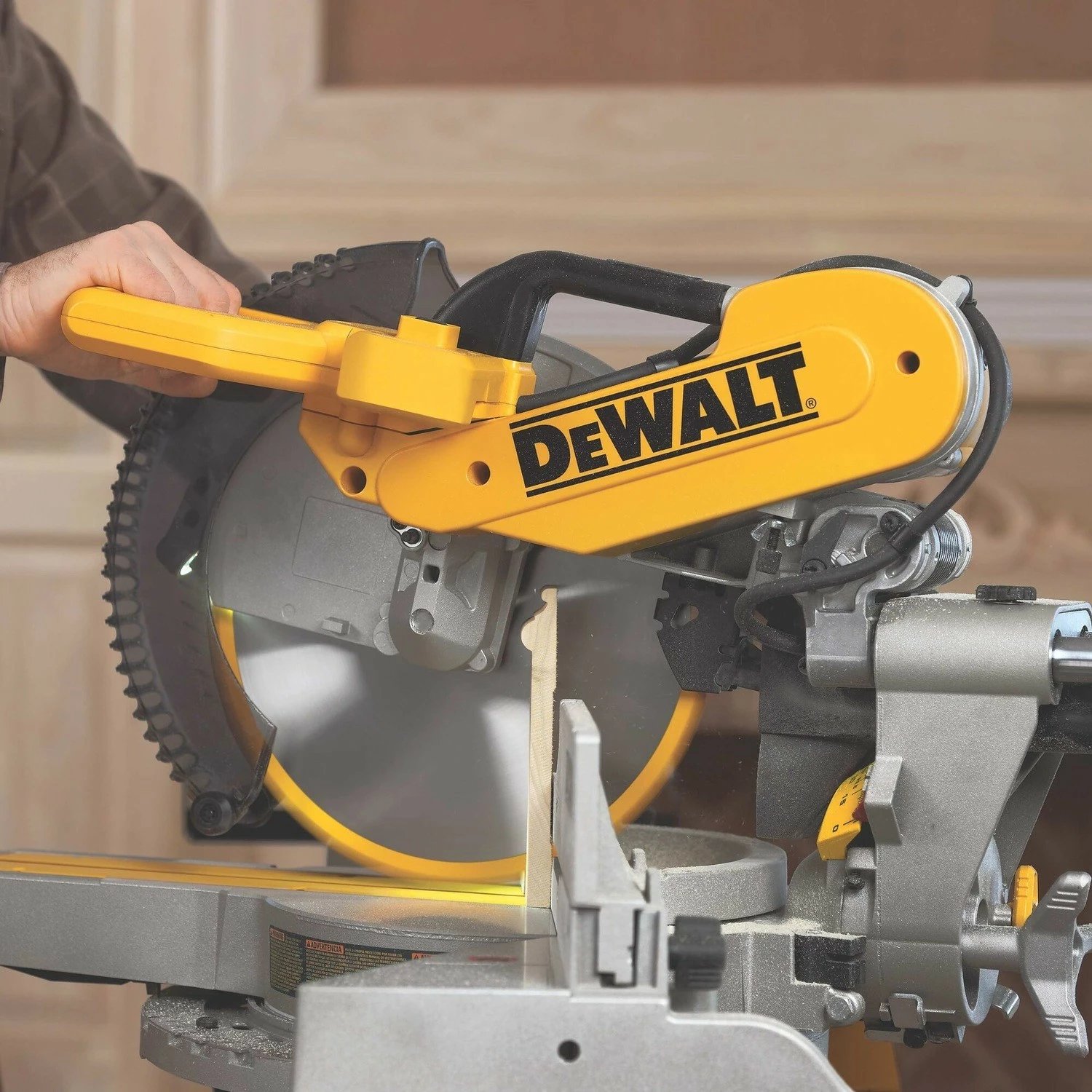 Sharrë elektrike DeWALT DWS780, 1675W, 3800 RPM, teh 30.5cm, AC