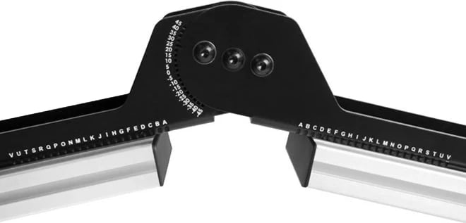 Konektor këndor B-Tech SYSTEM X, BT8390, i zi