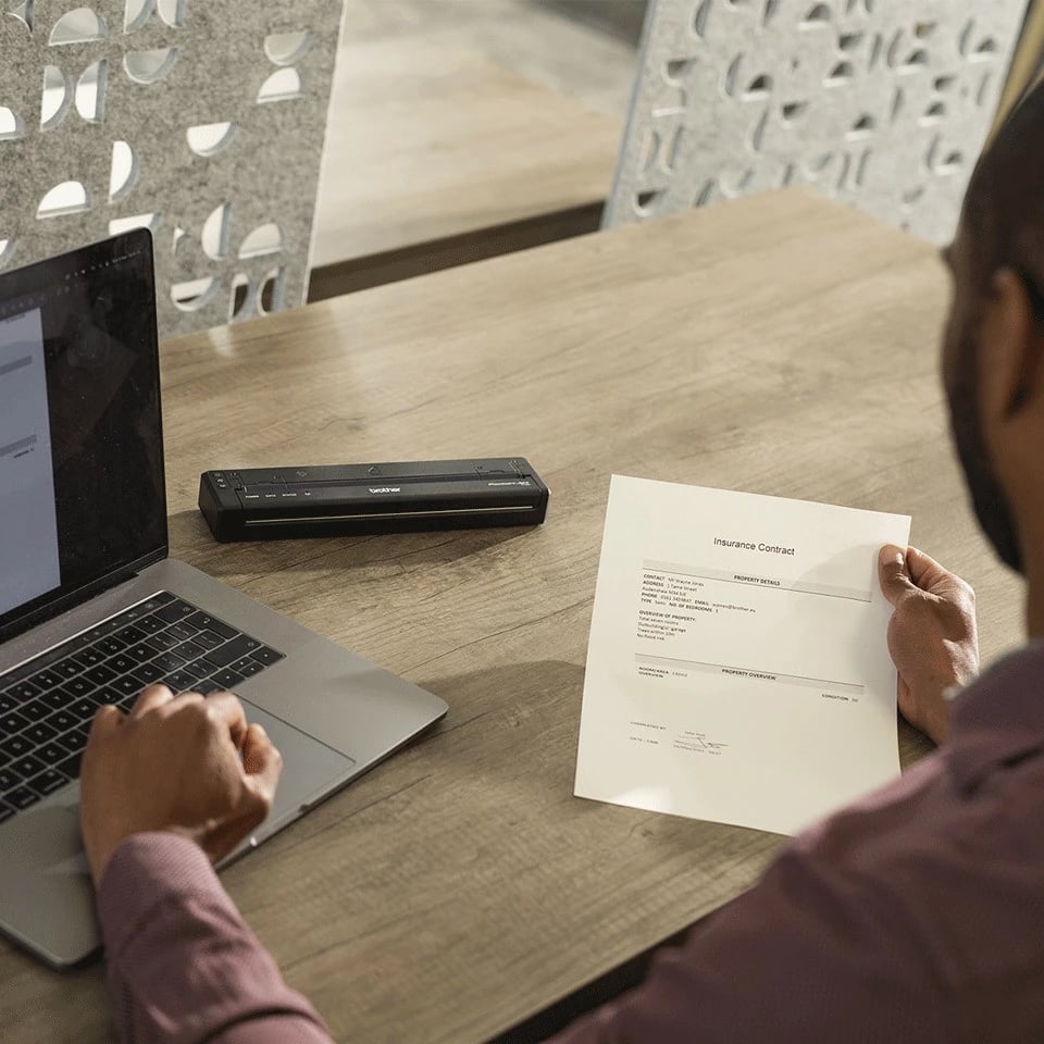 Printer portativ Brother PJ822, direct thermal, 203x200 DPI, USB Type-C, i zi Printer portativ Brother PJ822, direct thermal, 203x200 DPI, USB Type-C, i zi