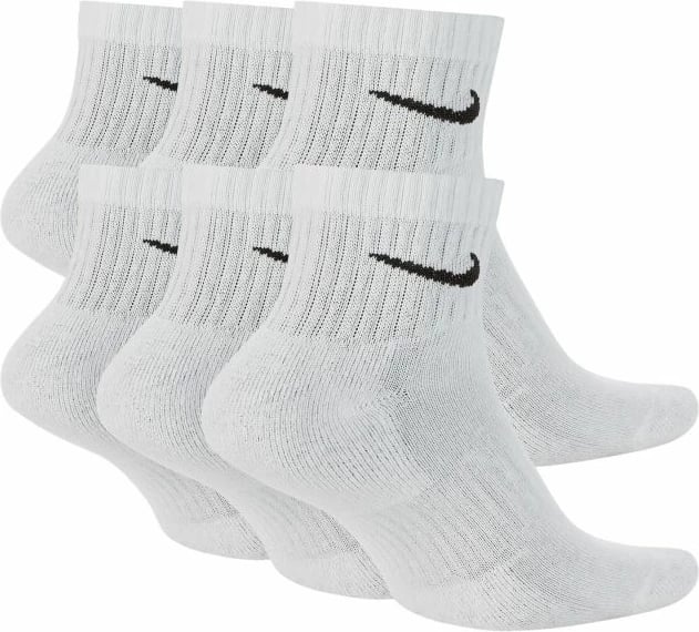 Çorape Nike, të bardha