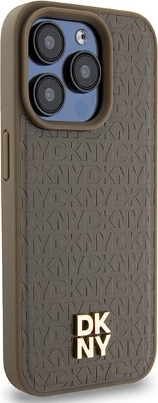 Mbështjellës DKNY Leather Monogram Pattern Metal Logo MagSafe për iPhone 15 Pro, Kafe