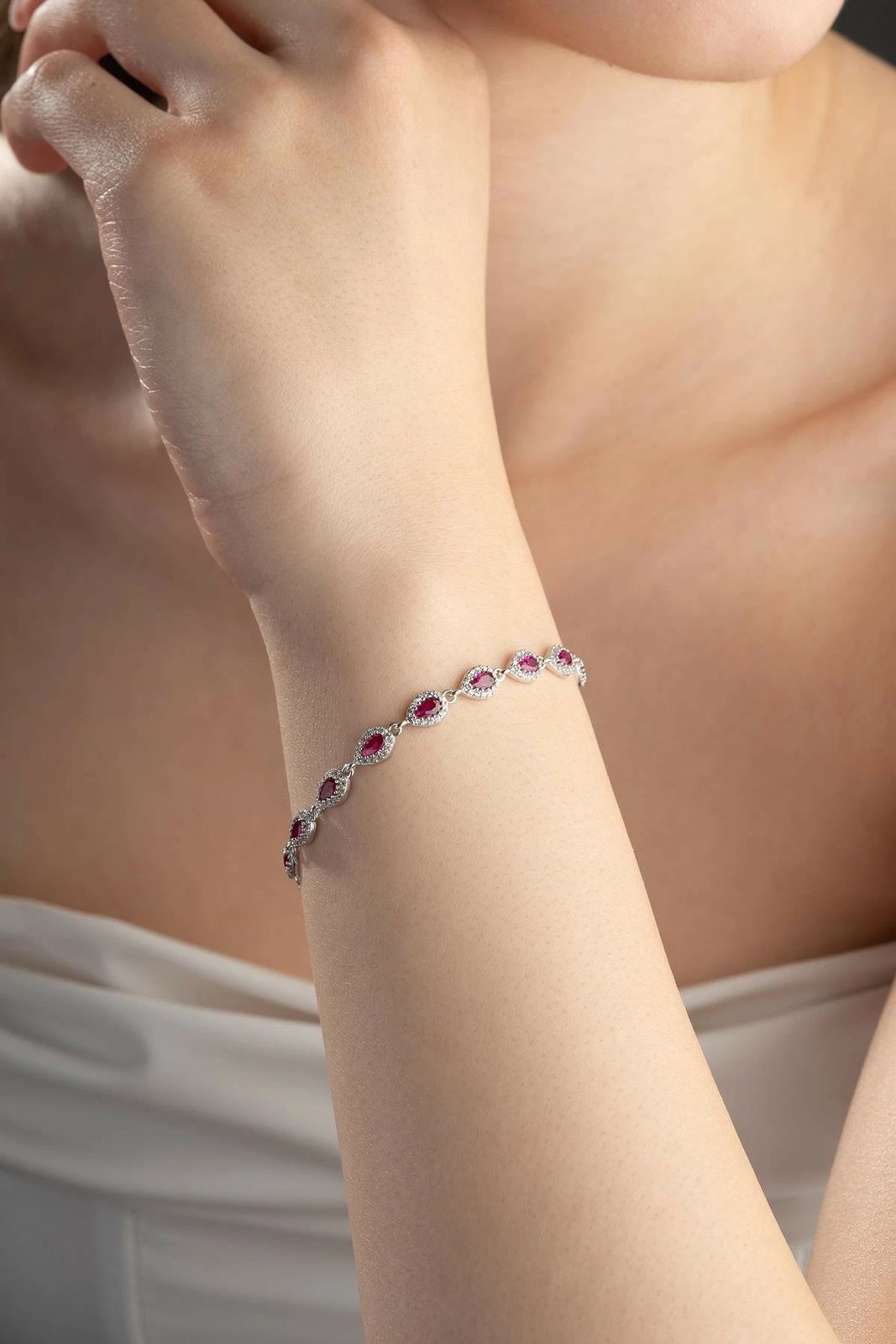 Byzylyk argjendi Jumeon, i kuq dhe argjend, NRZ999678