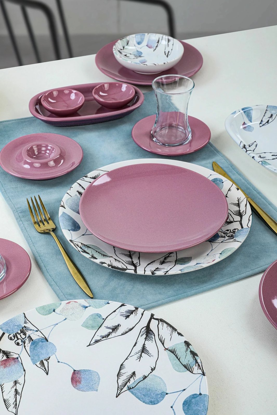 Set mëngjesi 50 pjesësh, Hermia Concept, TV087050F3X2AJ47100MAP0300 Set mëngjesi 50 pjesësh, Hermia Concept, TV087050F3X2AJ47100MAP0300