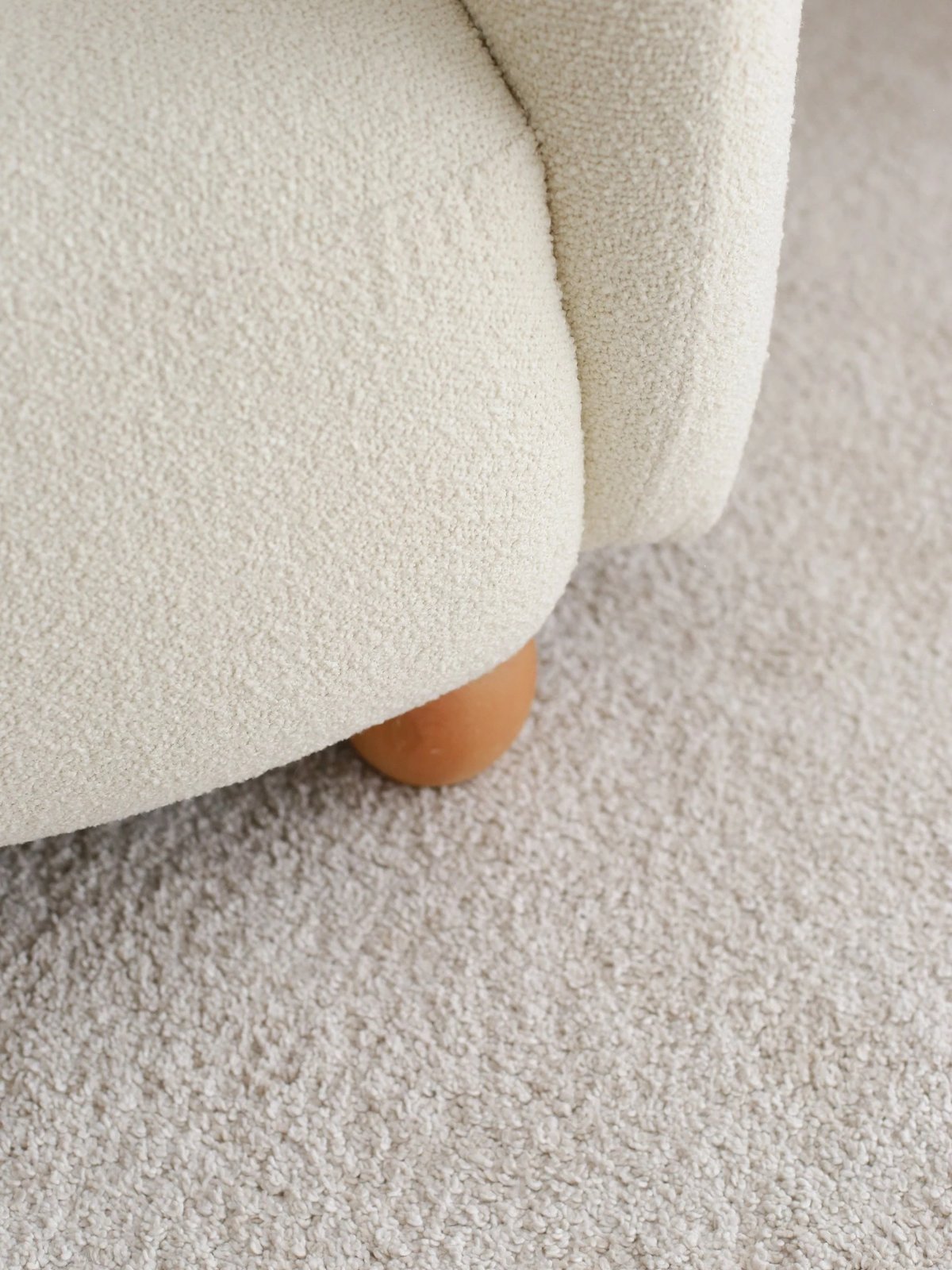 Karrige Wing Atelier del Sofa, Slon, e bardhë