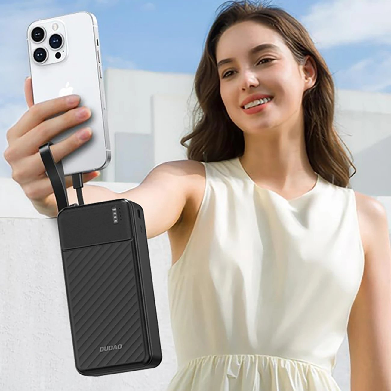 Powerbank Dudao K11 Max, 30000 mAh, me kabllo të integruara, e zezë