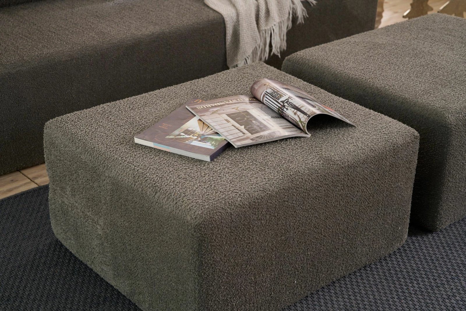 Divan-krevat dy ulëshe, ngjyrë antracit, Atelier del Sofa, me 2 pouffe