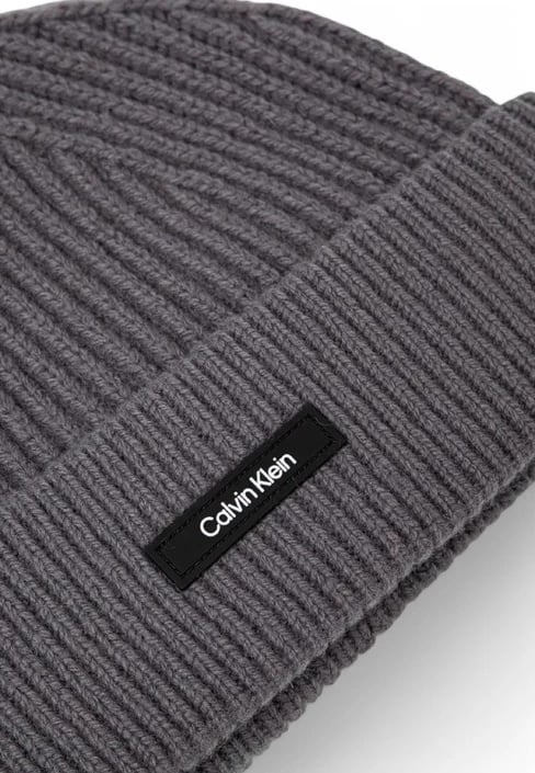Kapelë Calvin Klein për meshkuj, gri