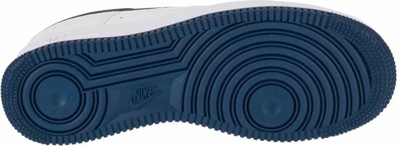 Atlete për meshkuj Nike, të bardha