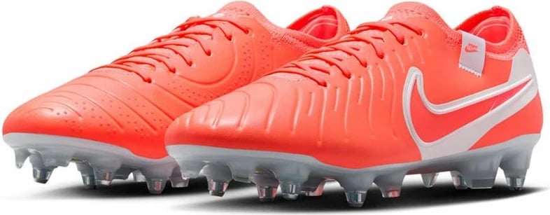 Atlete futbolli Nike për meshkuj, portokalli Atlete futbolli Nike për meshkuj, portokalli