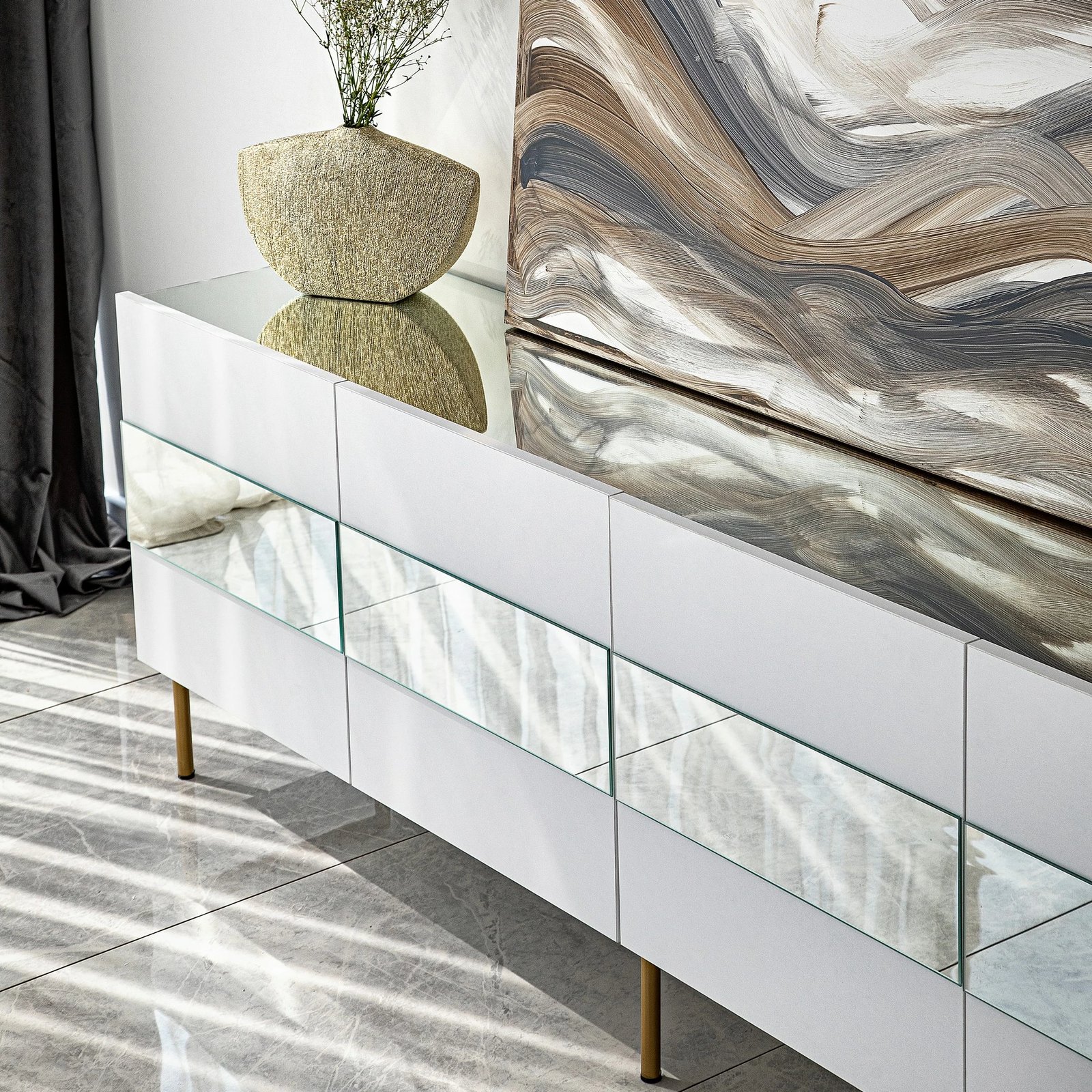 Komodë TV Skye Decor, e bardhë, e artë, Leon