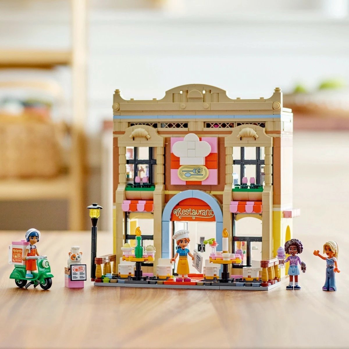 Set ndërtimi LEGO Friends 42655 Restaurant and Cooking School, 896 pjesë, plastikë