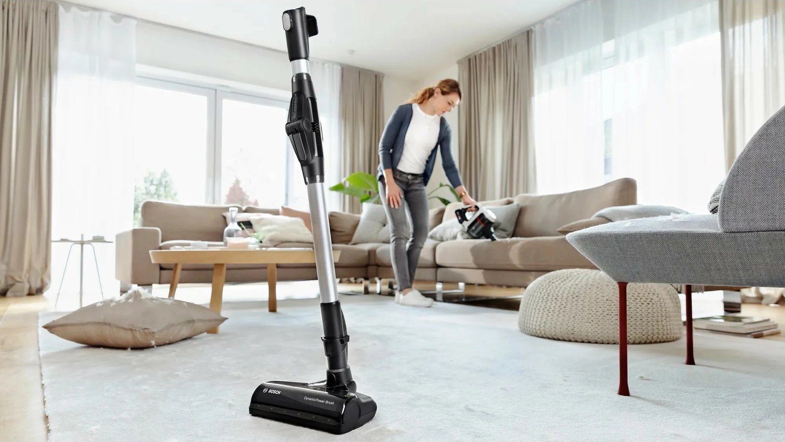 Fshesë stick 2-në-1 Bosch BBS711W, pa qese, 0.3L, e bardhë Fshesë stick 2-në-1 Bosch BBS711W, pa qese, 0.3L, e bardhë