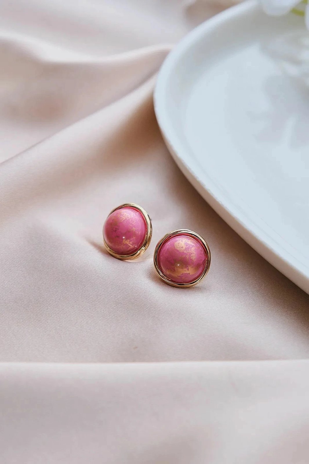 Vathë prej bronzi, ngjyrë ari, gur zirkoni, Jumeon