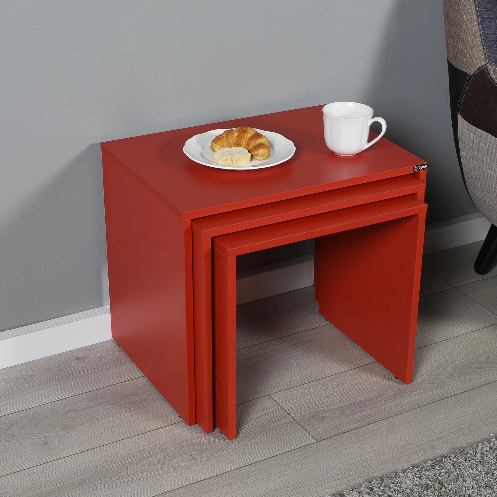 Set tavolinash të ndërlidhura Hanah Home, Shp-103-Kk-1, ngjyrë e kuqe