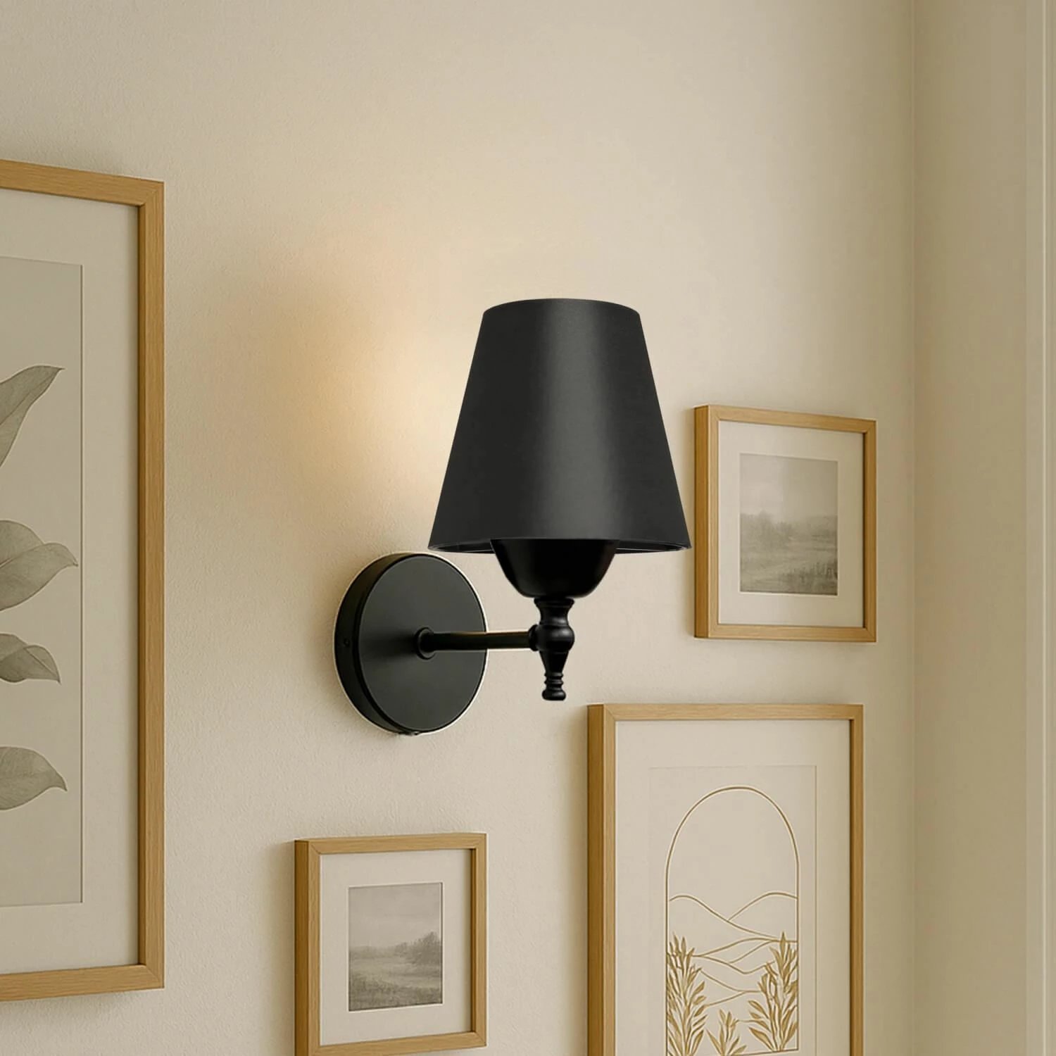 Llambë muri Opviq, ngjyrë e zezë, 242016 Llambë muri Opviq, ngjyrë e zezë, 242016