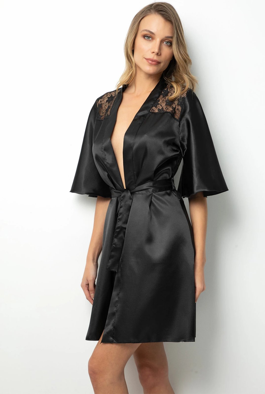 Rrobë mëngjesi Jumeon, e zezë, 002-000914