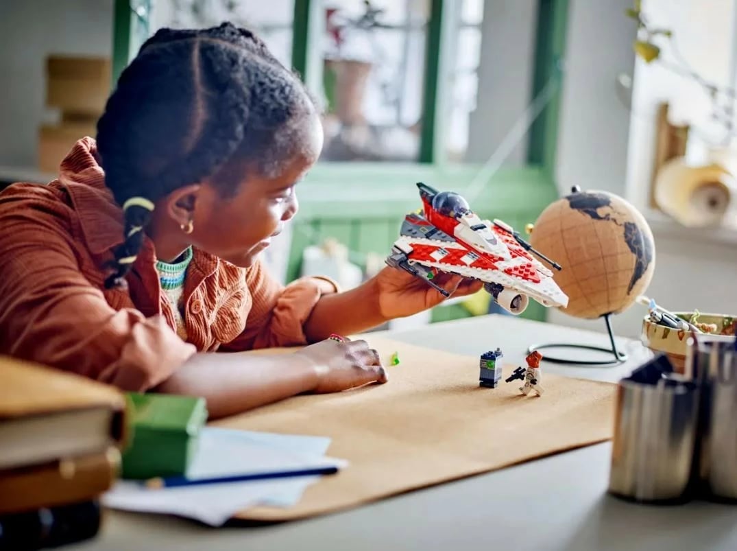 Set LEGO Star Wars Jedi Knight's Starfighter Boba 75388, 305 pjesë, për fëmijë 8+