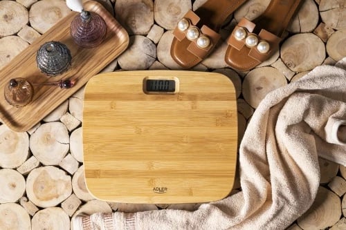 Peshore banjoje, Adler AD 8173, kapacitet 150 kg, ndarje 100 g, njësi kg/lb/st, platformë bambu 12 mm, bambu natyrale