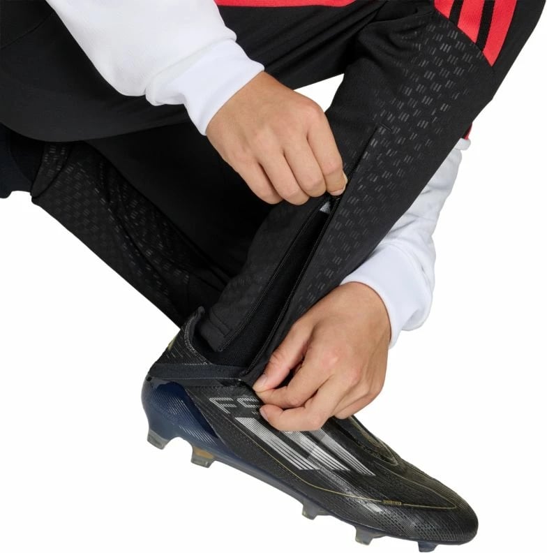 Pantallona sportive për fëmijë adidas, të zeza e të kuqe