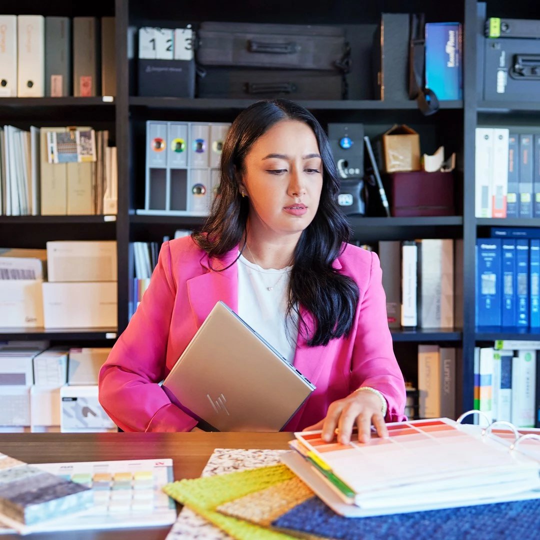 Kompjuter HP ZBook Firefly G11 A, 14", AMD Ryzen 5 8640HS, 16 GB RAM, 1 TB SSD, Gri