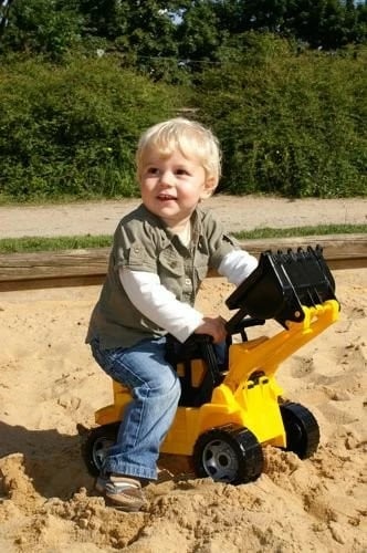 Lodër ngarkues Lena GIGA TRUCKS, plastikë, zi/verdhë