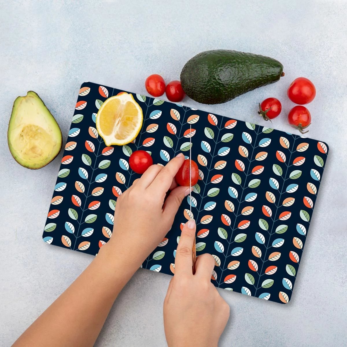 Dërrasë prerëse prej xhami të temperuar, shumëngjyrëshe, Hermia Ckt74 - 3040, 30x40cm