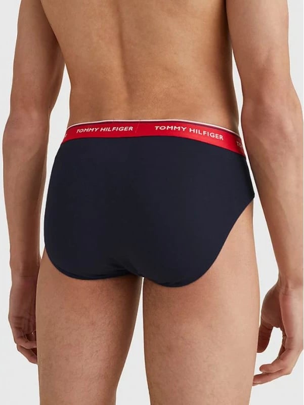 Të brendshme për meshkuj Tommy Hilfiger, ngjyra të ndryshme