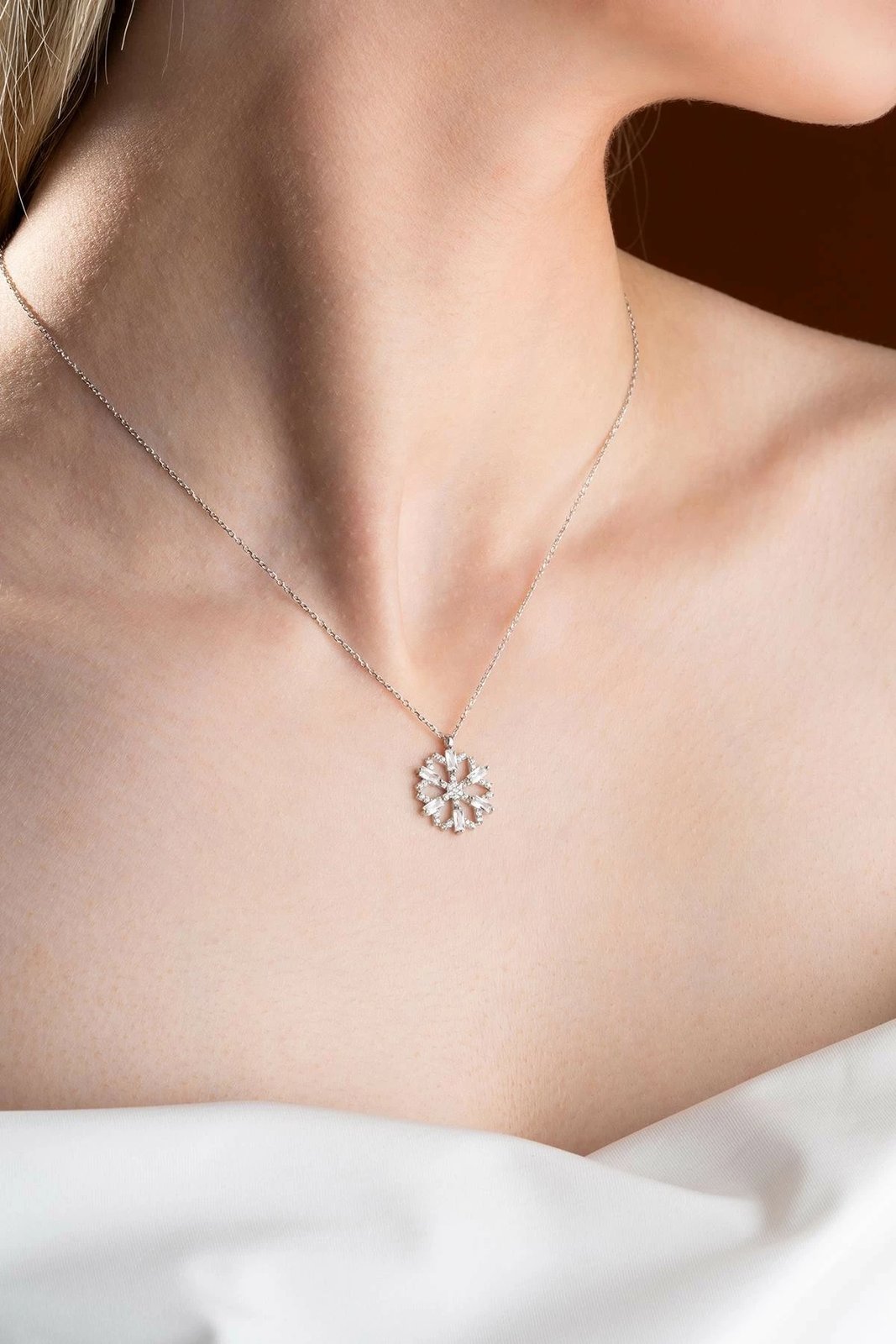 Vathë argjendi Jumeon, NRZ999102