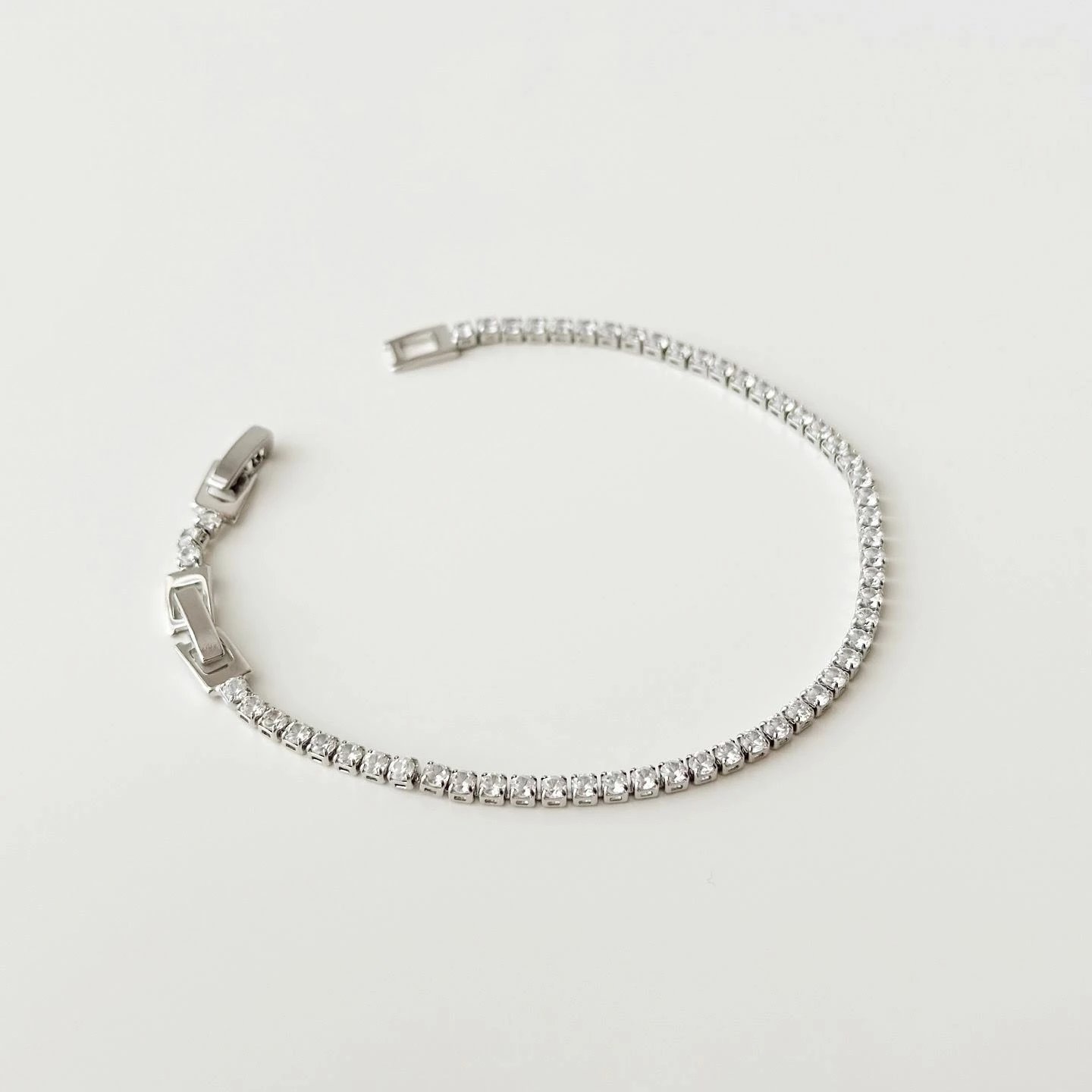 Byzylyk çeliku, ngjyrë argjendi, Jumeon, Lien Grey Xuping