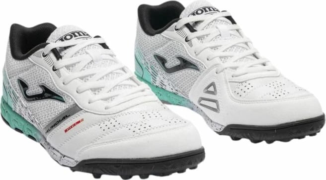 Atlete futbolli për meshkuj Joma, të bardha