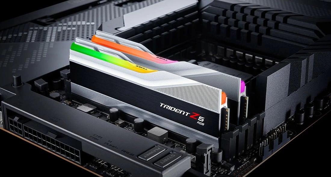 RAM Memorje G.Skill Trident F5-6400J3239G16GX2-TZ5RS, 32 GB, 2 x 16 GB, DDR5, 6400 MHz, 288-pin DIMM
