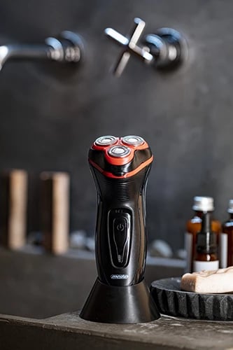 Makinë rroje, Adler, MS 2926, 3 koka lëvizëse, trimer pop-up, 30 min punim, e zezë/e kuqe