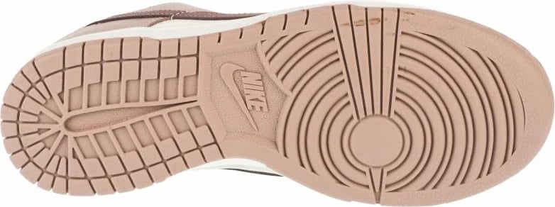 Atlete për femra Nike, të bardha dhe rozë
