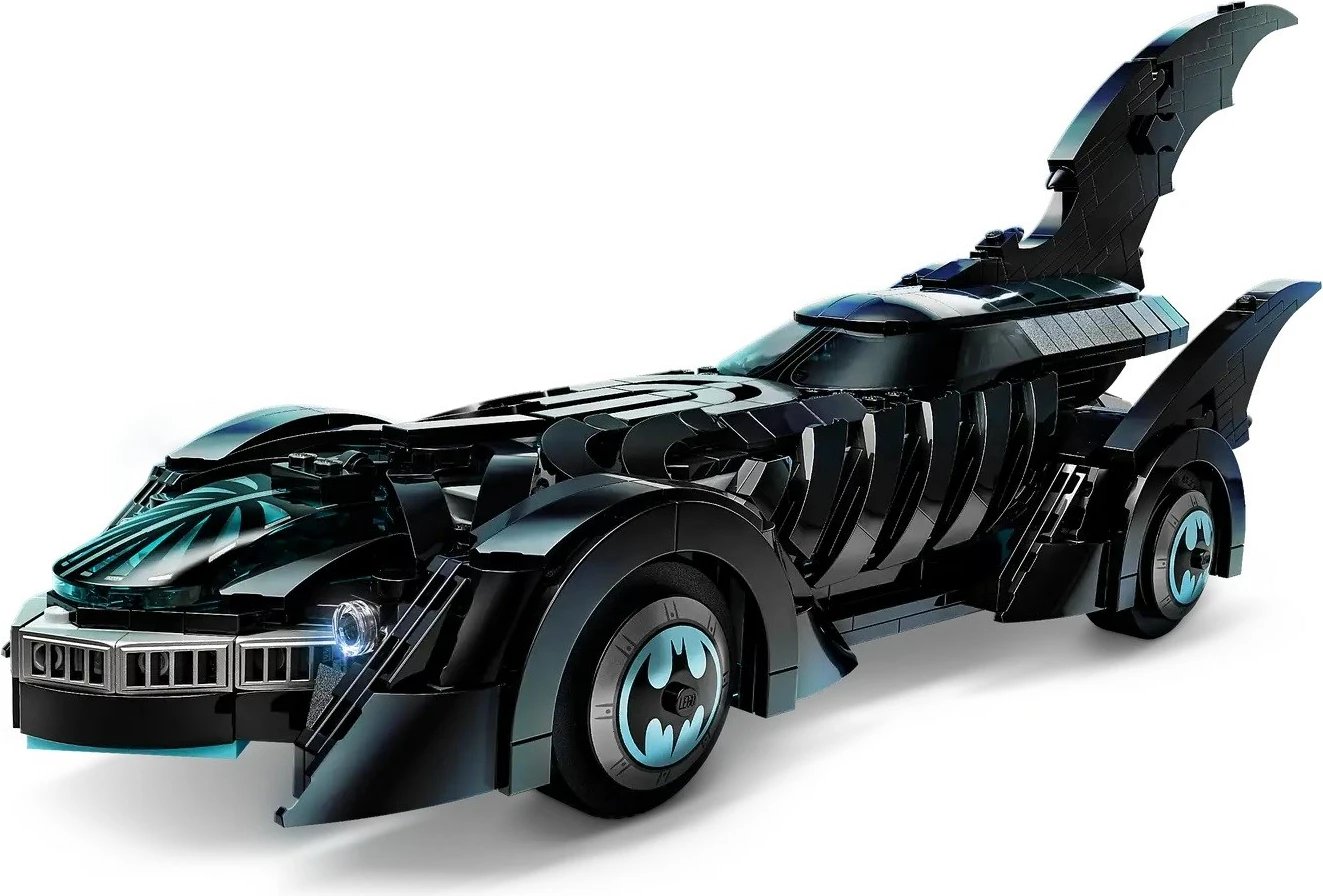 Set LEGO Batman Batmobile 76304 me minifigurë, i zi