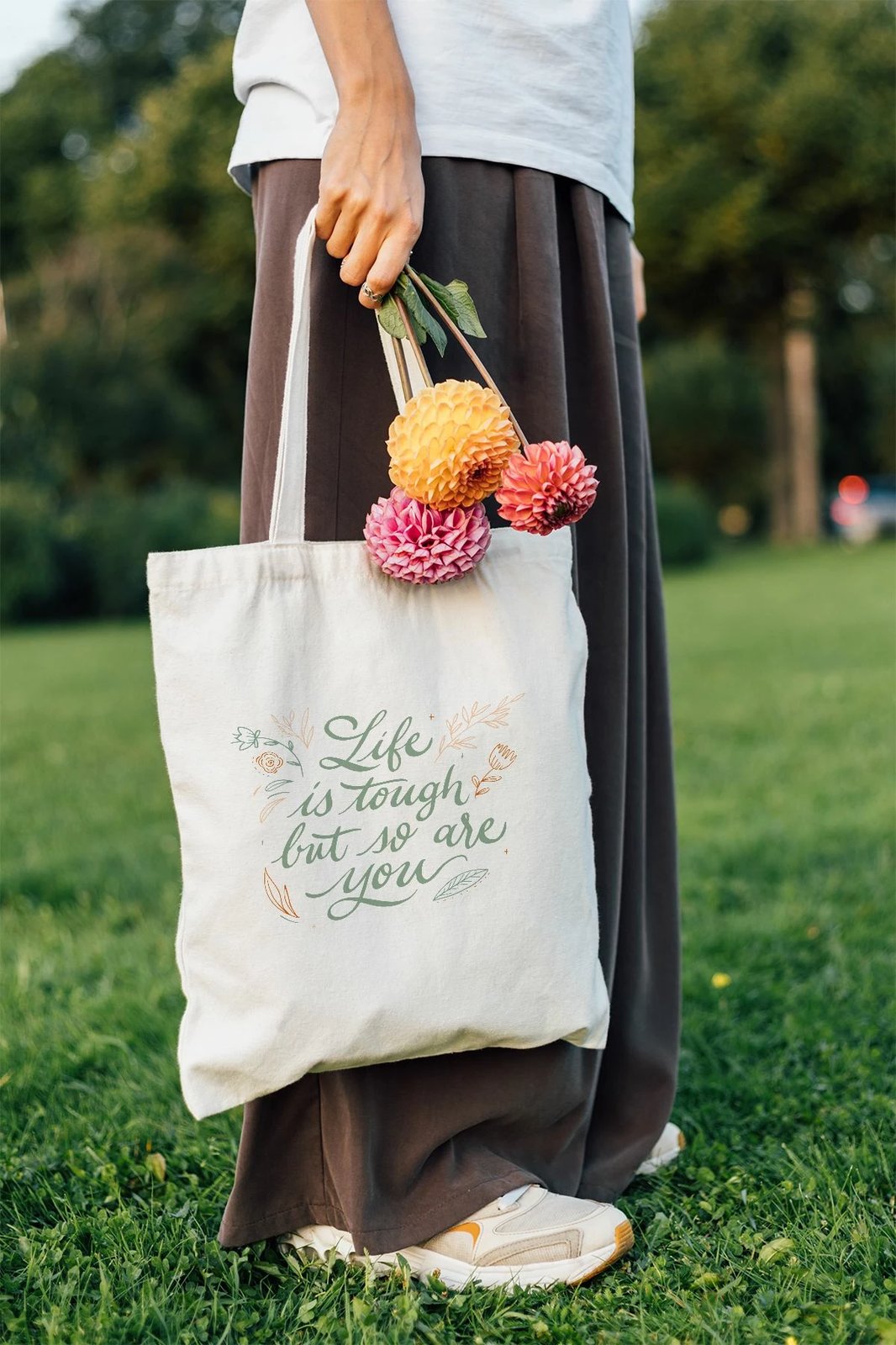 Çantë tote Zoozie Bags, model 17, shumëngjyrëshe