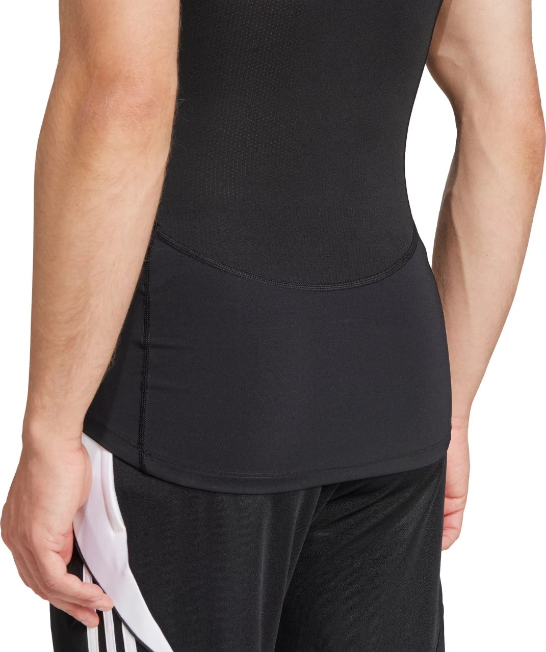 Maicë sportive për meshkuj adidas, e zezë