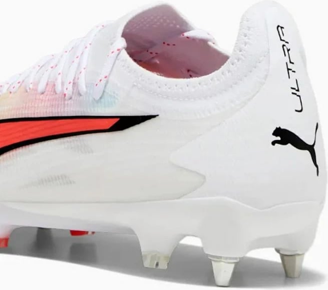 Atlete futbolli për meshkuj Puma, të bardha