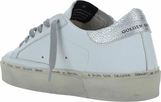 Atlete femra Golden Goose, të bardha