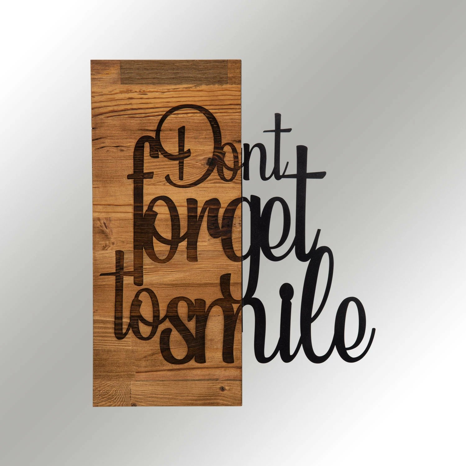 Aksesor dekorativ për mur, dru dhe metal, ngjyrë e zezë dhe arre, Wallity, Dont Forget To Smile, 47x58cm