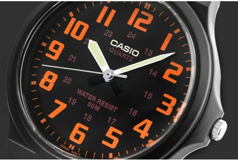 Orë dore për meshkuj Casio, e zezë