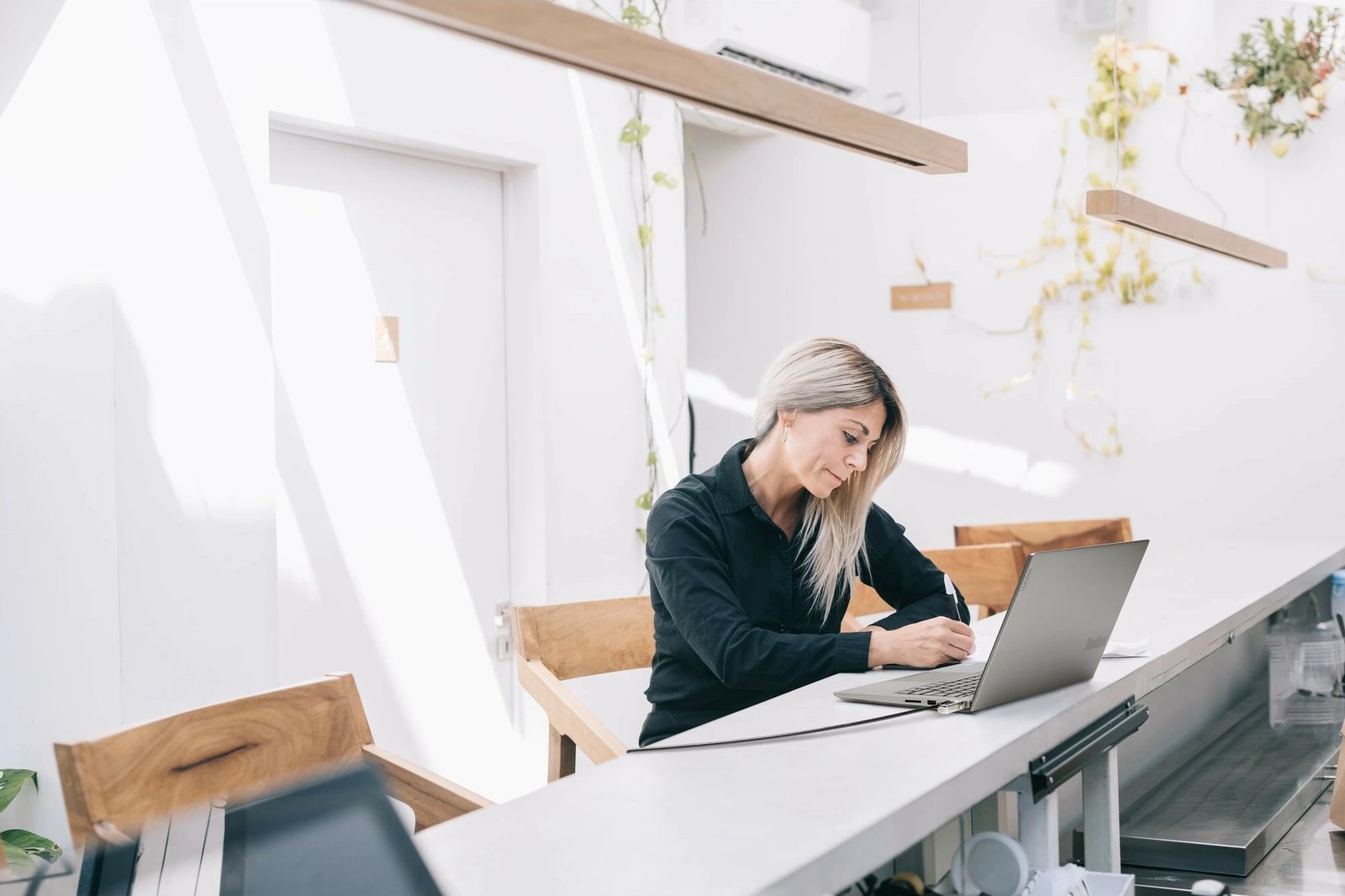 Kabllo sigurie Kensington Slim NanoSaver me kod, 1.8m, e zezë