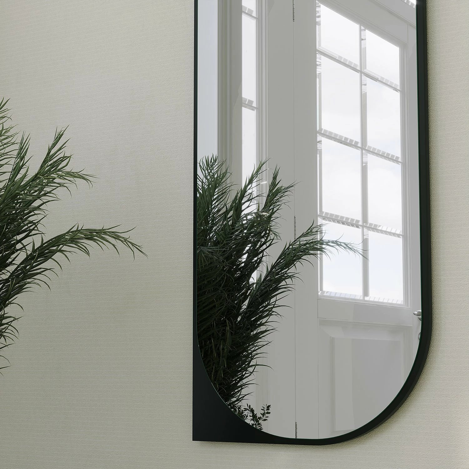 Pasqyrë Hanah Home, Livi, e zezë