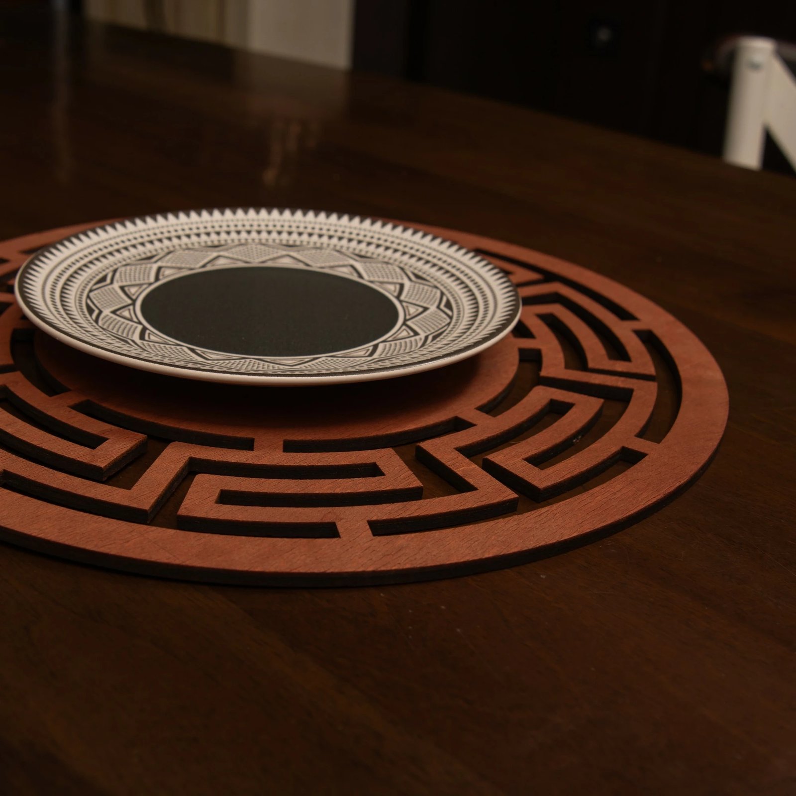 Set nënshtruesish tavoline prej druri, 6 copë, Hermia, Labirint, ngjyrë rozë